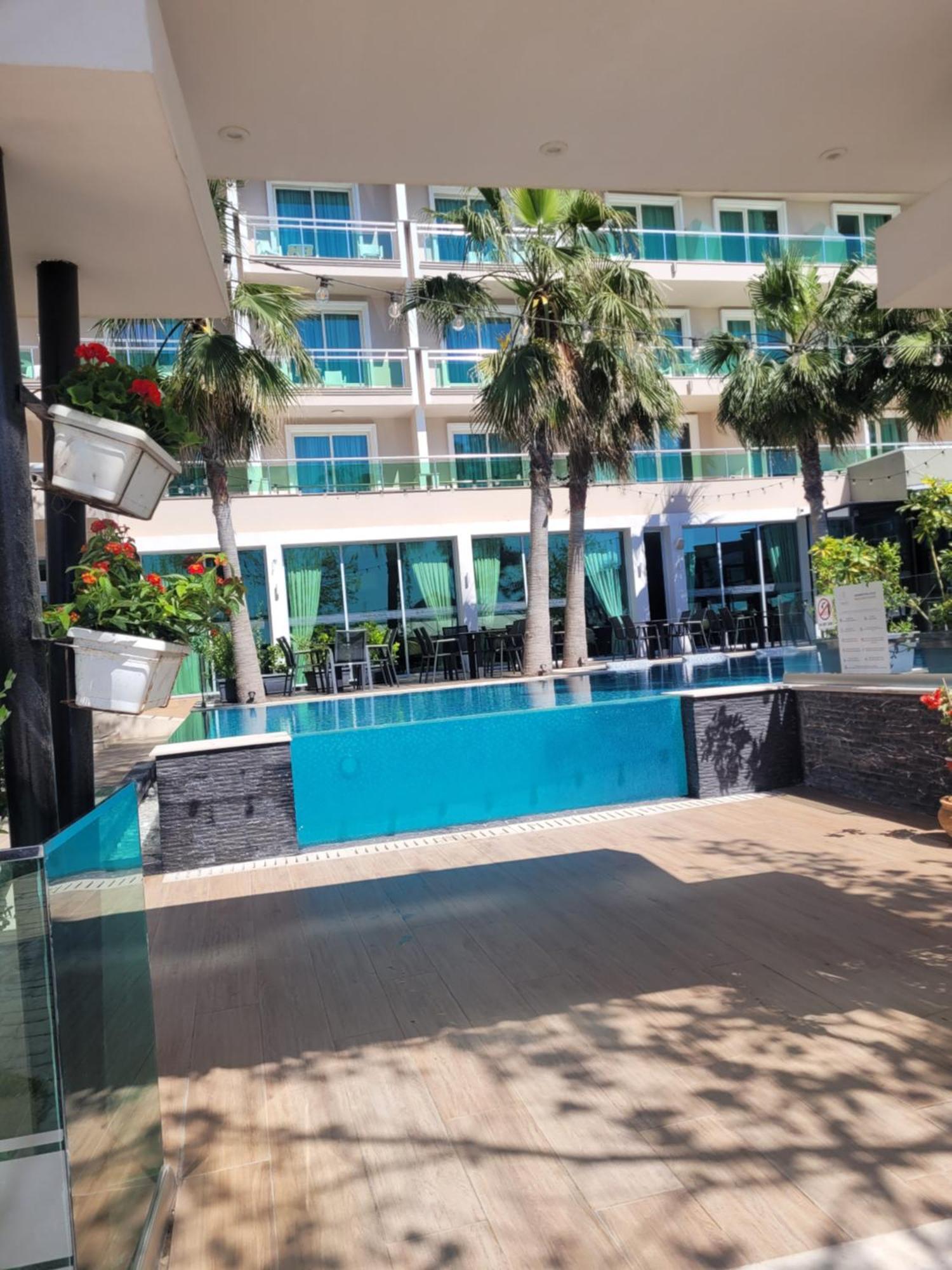 Orange Apartment Golem  Dış mekan fotoğraf