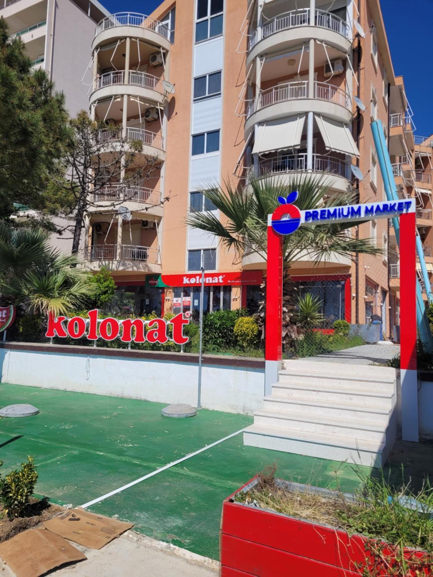 Orange Apartment Golem  Dış mekan fotoğraf