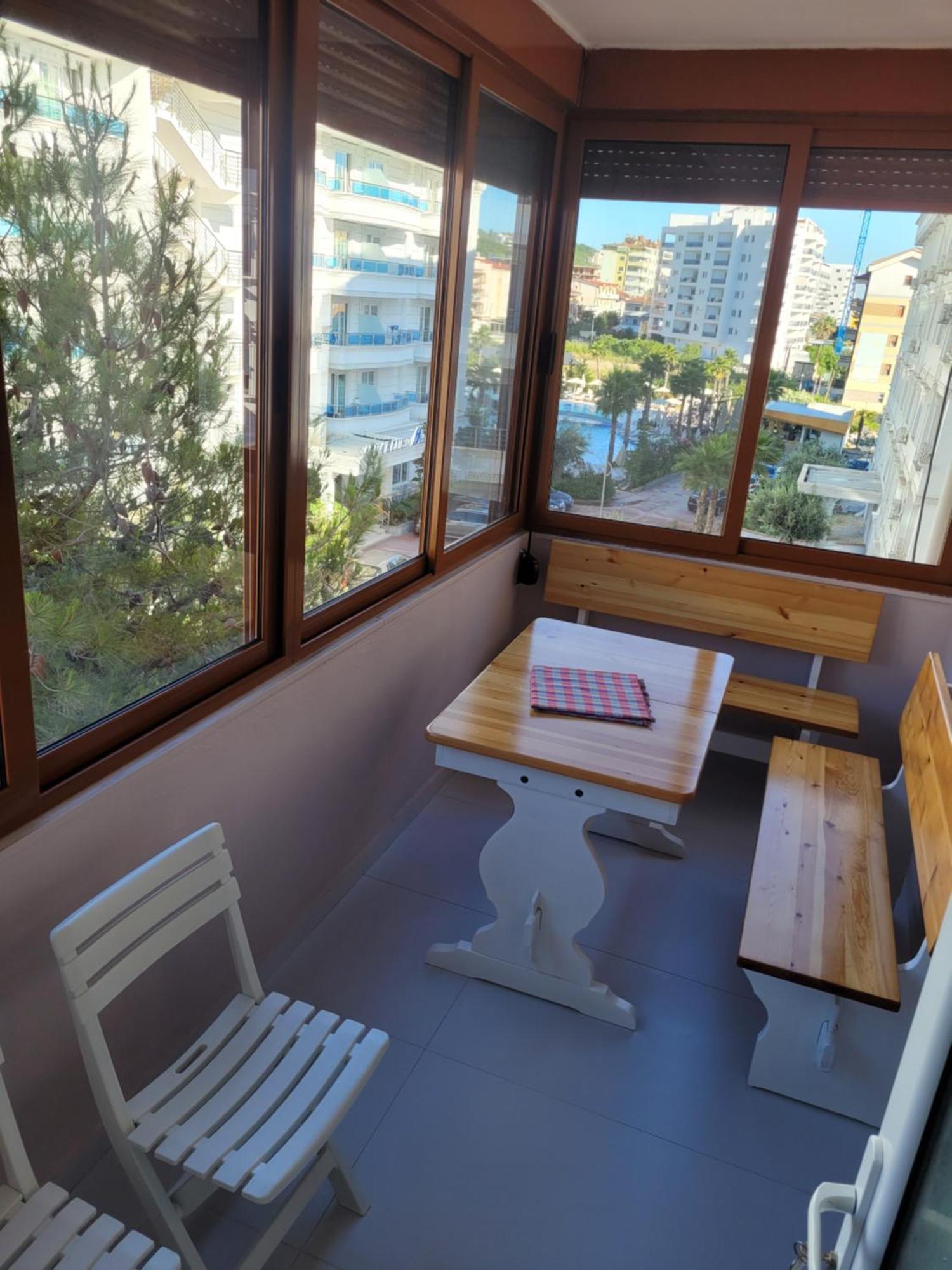 Orange Apartment Golem  Dış mekan fotoğraf