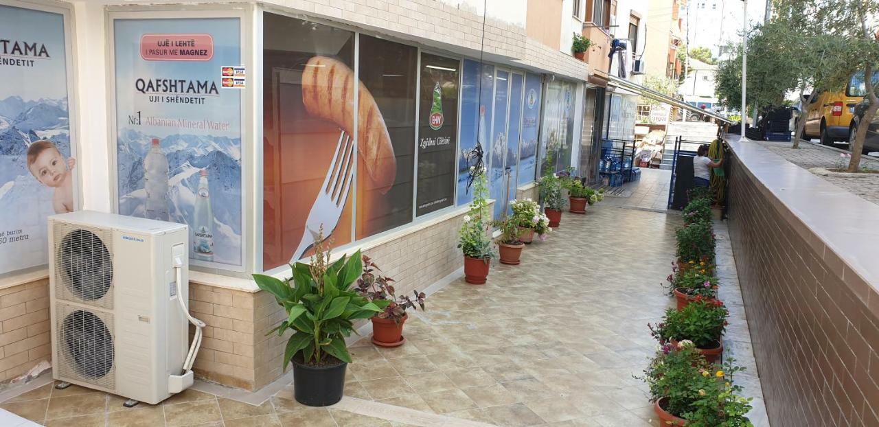 Orange Apartment Golem  Dış mekan fotoğraf